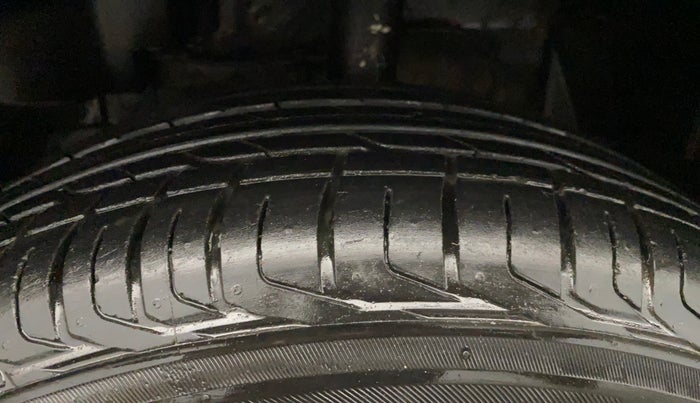 2024 Tata NEXON SMART+ 1.2 PETROL, Petrol, Manual, 20,713 km, Left Front Tyre Tread