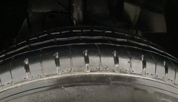 2024 Tata NEXON SMART+ 1.2 PETROL, Petrol, Manual, 20,713 km, Right Front Tyre Tread