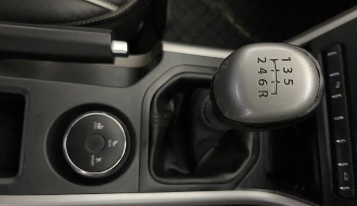 2018 Tata NEXON XM PETROL, Petrol, Manual, 41,138 km, Gear Lever