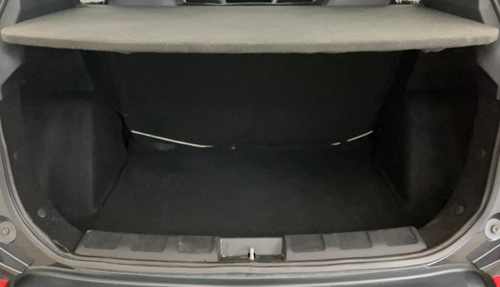 2018 Tata NEXON XM PETROL, Petrol, Manual, 41,138 km, Boot Inside