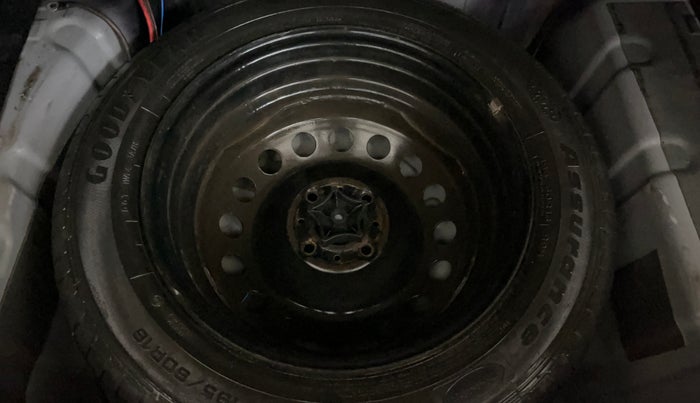 2018 Tata NEXON XM PETROL, Petrol, Manual, 41,138 km, Spare Tyre