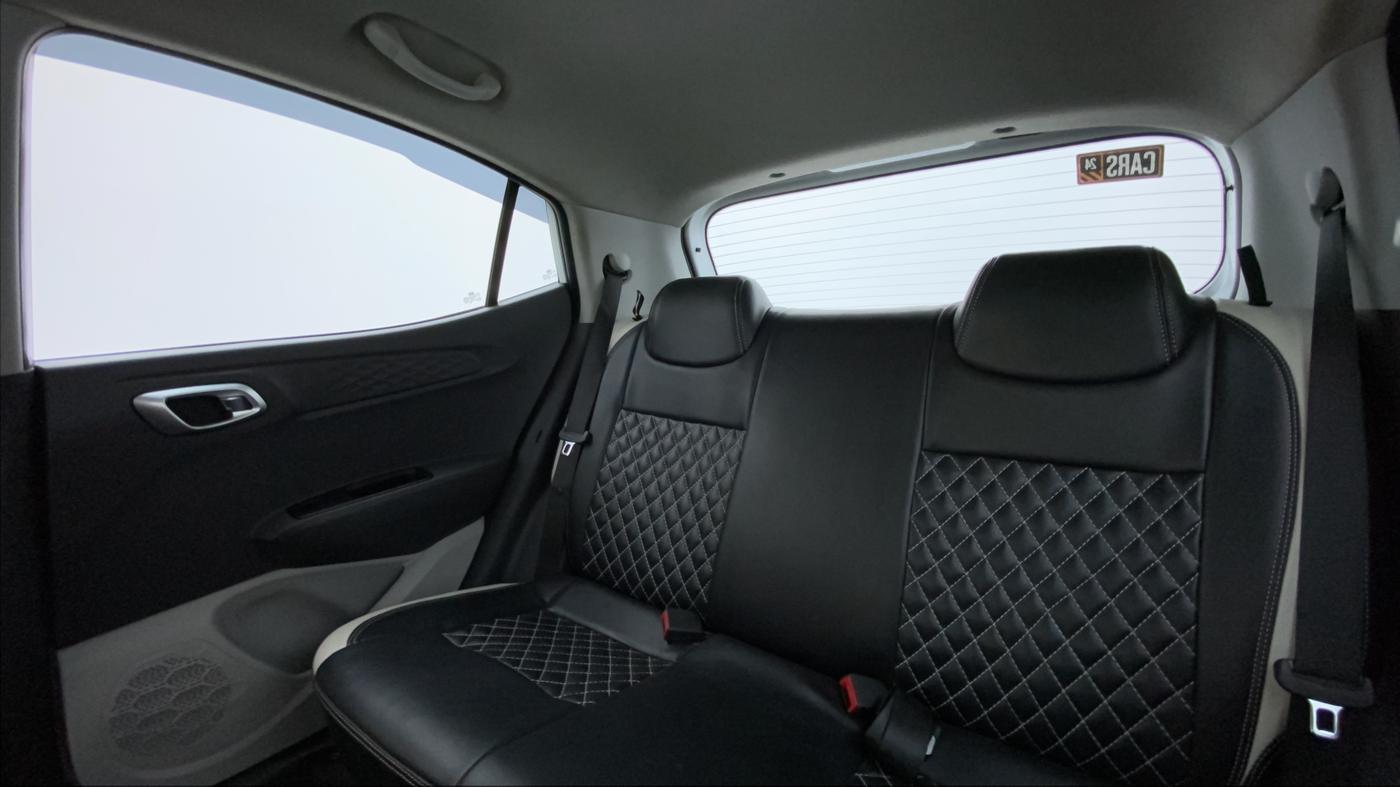 2023 Hyundai GRAND I10 NIOS SPORTZ 1.2 KAPPA VTVT, Petrol, Manual, 5,875 km, Right Side Rear Door Cabin