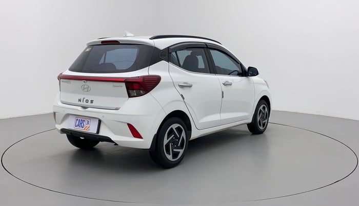 2023 Hyundai GRAND I10 NIOS SPORTZ 1.2 KAPPA VTVT, Petrol, Manual, 5,875 km, Right Back Diagonal