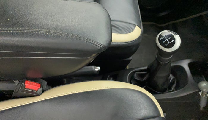 2014 Maruti Wagon R 1.0 VXI, Petrol, Manual, 83,810 km, Gear Lever