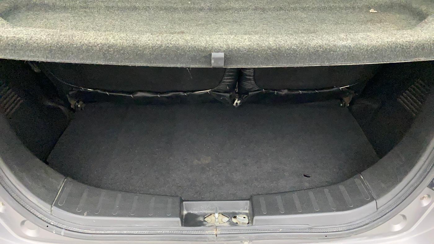 2014 Maruti Wagon R 1.0 VXI, Petrol, Manual, 83,810 km, Boot Inside