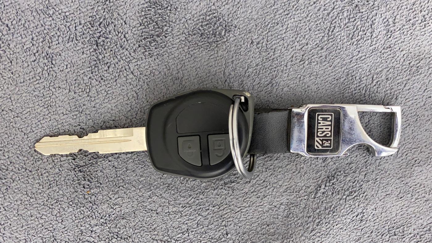 2014 Maruti Wagon R 1.0 VXI, Petrol, Manual, 83,810 km, Key Close Up