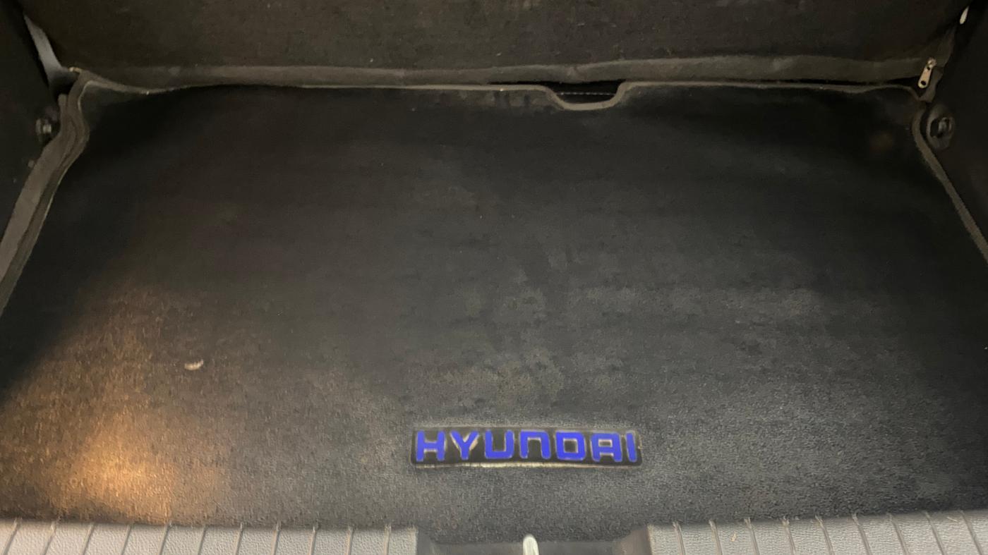 2018 Hyundai i20 Active 1.2 S, Petrol, Manual, 68,633 km, Boot Inside