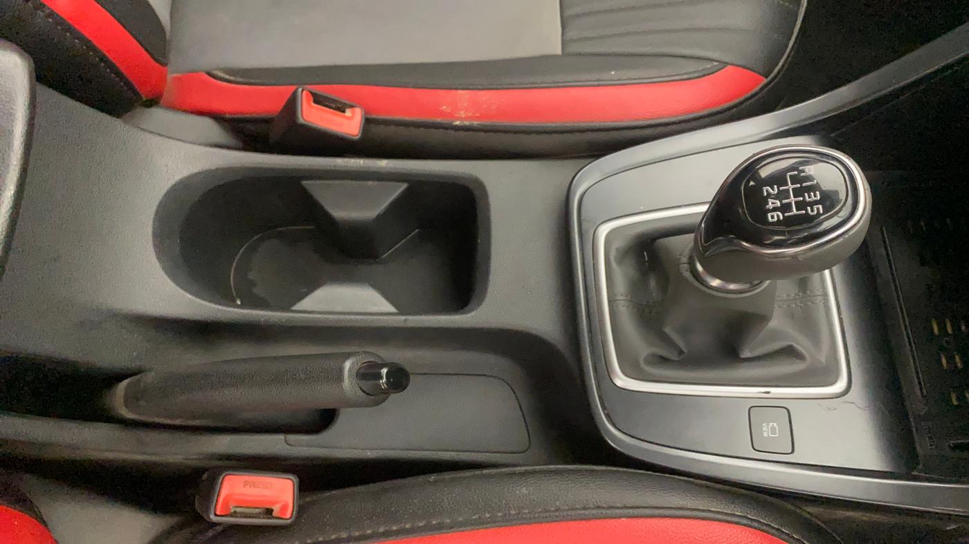 2022 Hyundai Creta SX 1.5 PETROL, Petrol, Manual, 46,213 km, Gear Lever