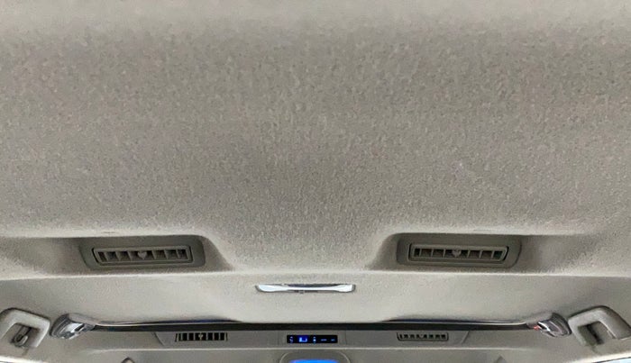 2018 Toyota Innova Crysta 2.7 VX 7 STR, Petrol, Manual, 1,34,798 km, Rear AC Vents