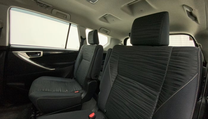 2018 Toyota Innova Crysta 2.7 VX 7 STR, Petrol, Manual, 1,34,798 km, Right Side Rear Door Cabin