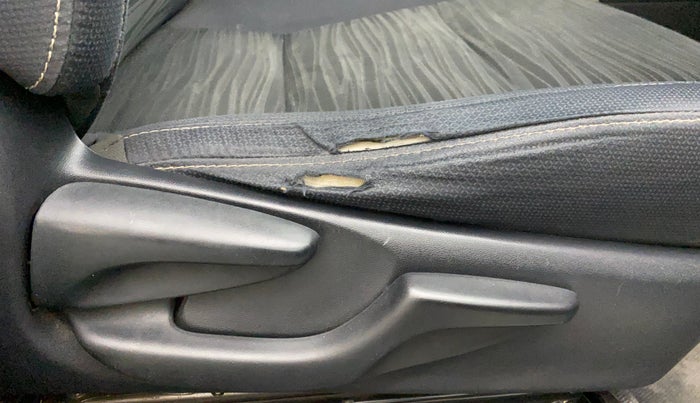 2018 Toyota Innova Crysta 2.7 VX 7 STR, Petrol, Manual, 1,34,798 km, Driver Side Adjustment Panel