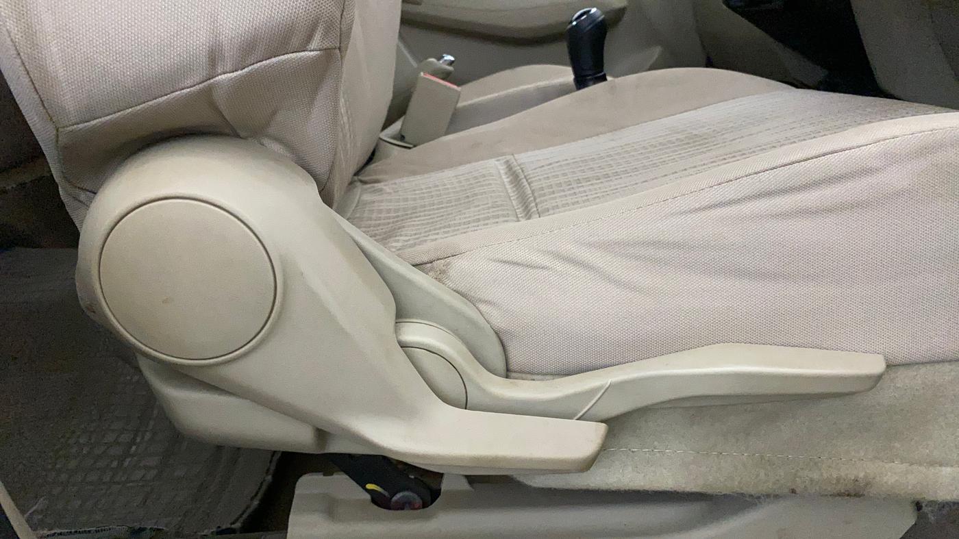 2018 Maruti Dzire VXI, Petrol, Manual, 81,427 km, Driver Side Adjustment Panel