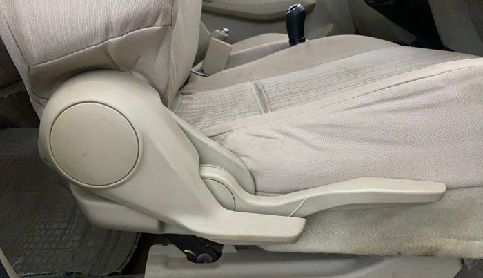 2018 Maruti Dzire VXI, Petrol, Manual, 81,317 km, Driver Side Adjustment Panel