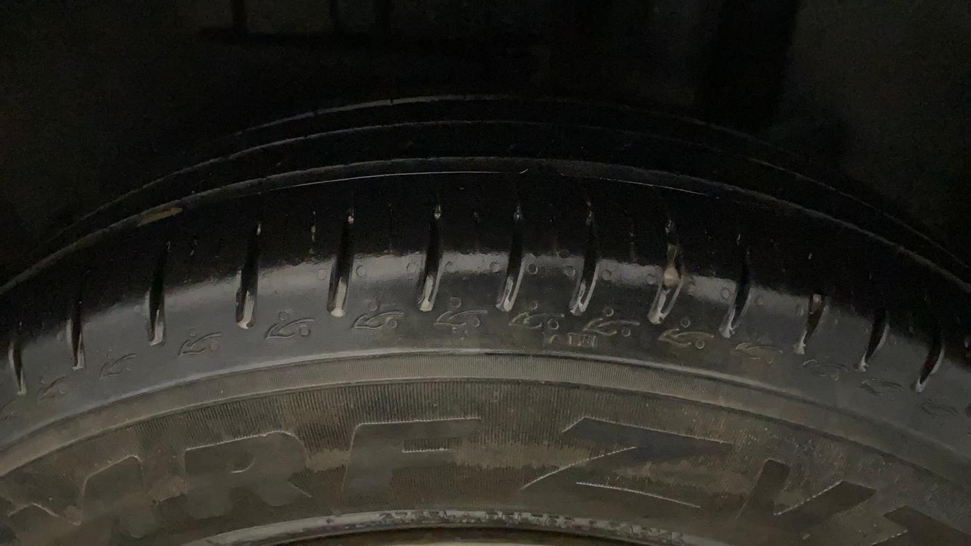 2018 Maruti Dzire VXI, Petrol, Manual, 81,427 km, Left Rear Tyre Tread