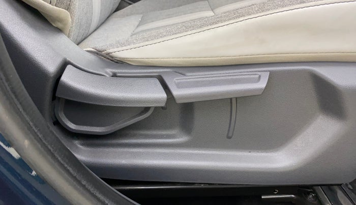 2021 Hyundai GRAND I10 NIOS SPORTZ AMT 1.2 KAPPA VTVT, Petrol, Automatic, 31,249 km, Driver Side Adjustment Panel