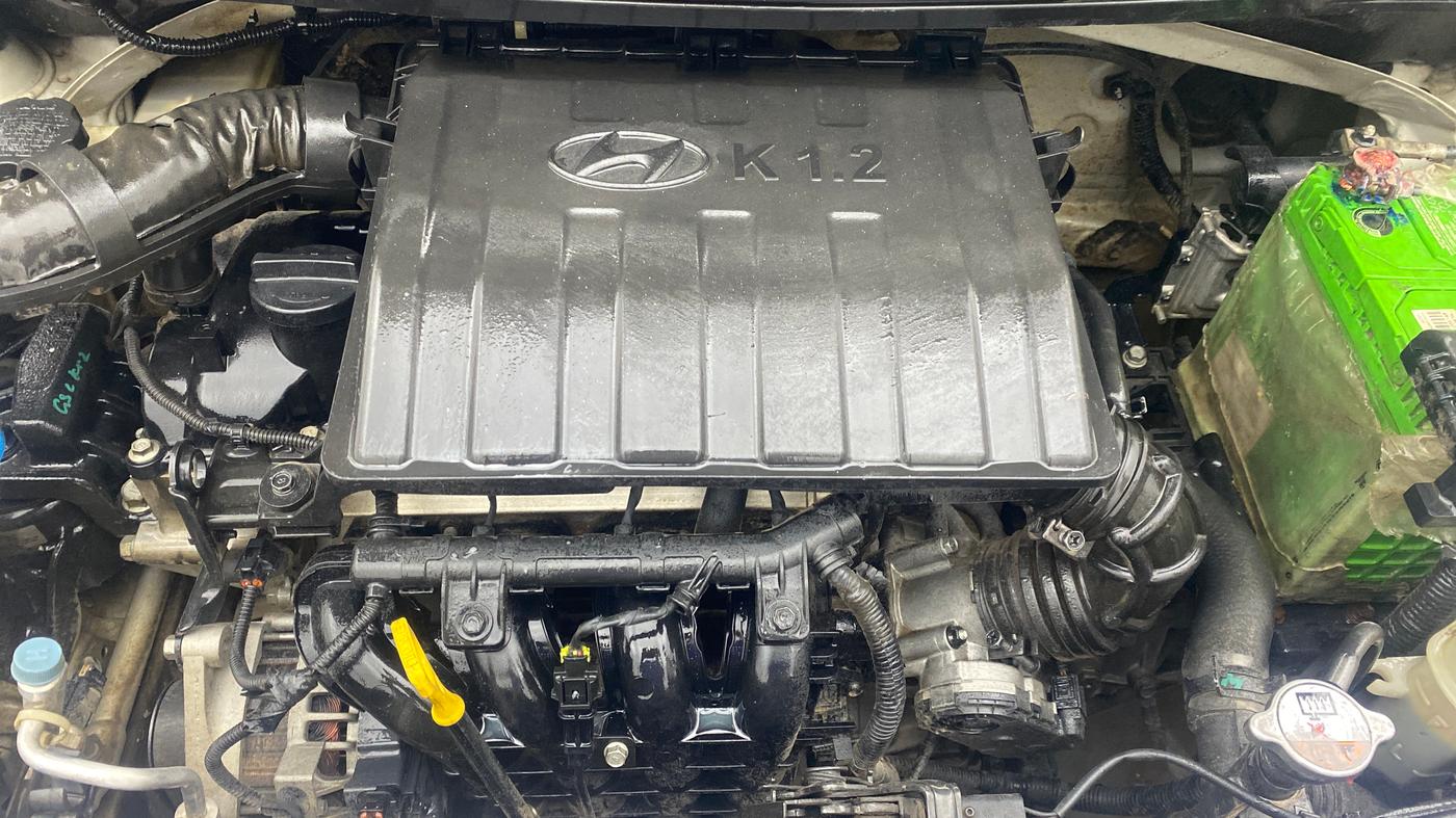 2014 Hyundai Grand i10 SPORTZ 1.2 KAPPA VTVT, Petrol, Manual, 73,666 km, Engine View
