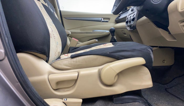 2012 Honda City 1.5L I-VTEC V MT SUNROOF, Petrol, Manual, 1,00,199 km, Driver Side Adjustment Panel