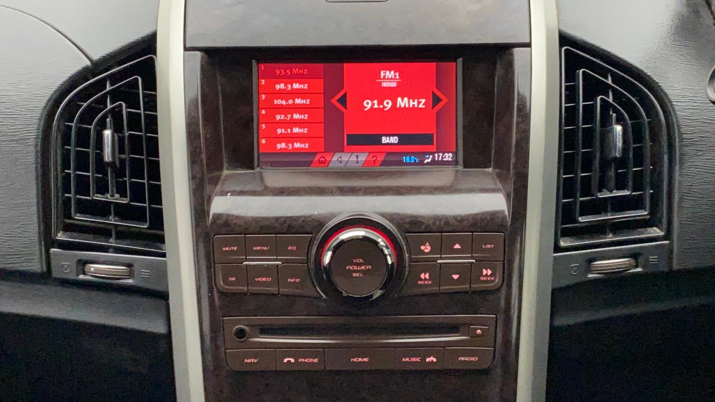 2013 Mahindra XUV500 W8, Diesel, Manual, 63,570 km, Infotainment System