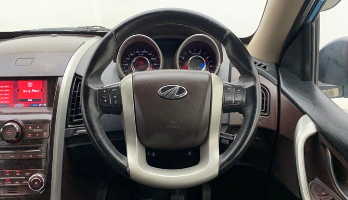 2013 Mahindra XUV500 W8, Diesel, Manual, 63,570 km, Steering Wheel Close Up