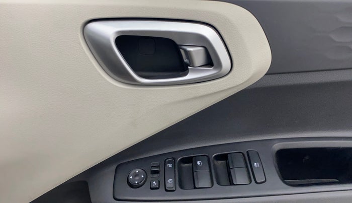 2020 Hyundai AURA SX PLUS 1.2 AMT, Petrol, Automatic, 43,544 km, Driver Side Door Panels Control