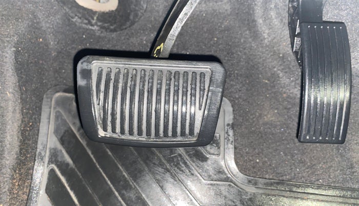 2020 Hyundai AURA SX PLUS 1.2 AMT, Petrol, Automatic, 43,544 km, Pedals