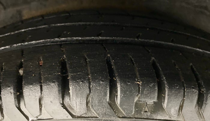 2010 Hyundai i10 SPORTZ 1.2, Petrol, Manual, 63,128 km, Right Rear Tyre Tread