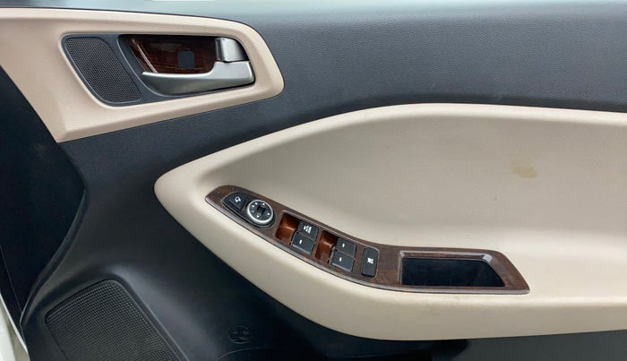 2017 Hyundai Elite i20 SPORTZ 1.2, Petrol, Manual, 87,492 km, Driver Side Door Panels Control