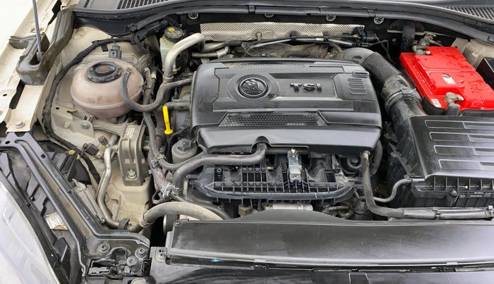 2019 Skoda Superb STYLE 1.8 TSI MT, Petrol, Manual, 50,278 km, Engine View - Right