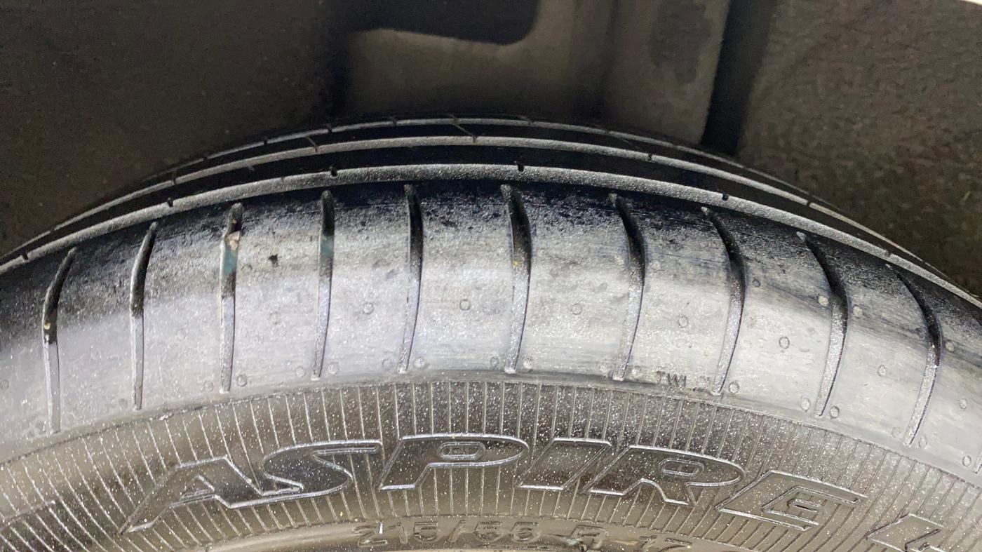 2019 Skoda Superb STYLE 1.8 TSI MT, Petrol, Manual, 50,278 km, Left Rear Tyre Tread