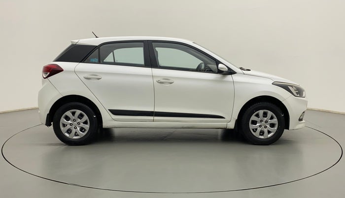 2014 Hyundai Elite i20 SPORTZ 1.2, Petrol, Manual, 41,173 km, Right Side View