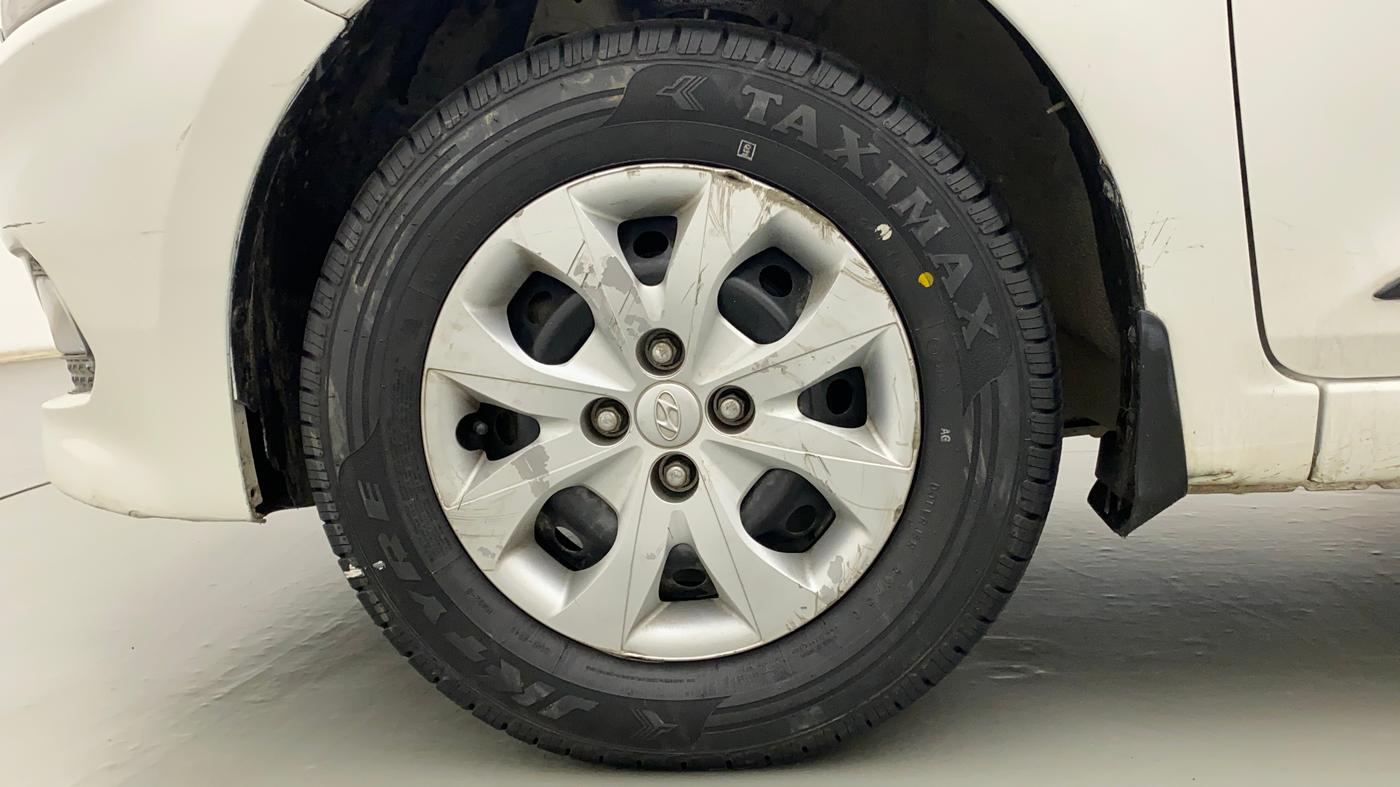 2014 Hyundai Elite i20 SPORTZ 1.2, Petrol, Manual, 41,173 km, Left Front Wheel
