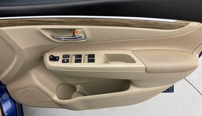 2021 Maruti Ciaz ZETA 1.5 SHVS MT PETROL, Petrol, Manual, 9,849 km, Driver Side Door Panels Control