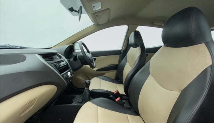2015 Hyundai Eon ERA +, Petrol, Manual, 50,017 km, Right Side Front Door Cabin