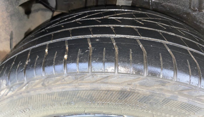 2021 Tata NEXON XZA PLUS PETROL DARK EDITION, Petrol, Automatic, 56,222 km, Right Rear Tyre Tread