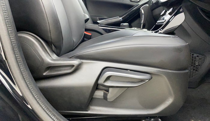 2021 Tata NEXON XZA PLUS PETROL DARK EDITION, Petrol, Automatic, 56,222 km, Driver Side Adjustment Panel