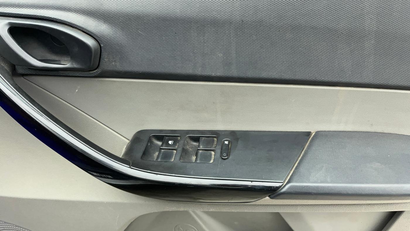 2019 Tata Tiago XM PETROL, Petrol, Manual, 54,111 km, Driver Side Door Panels Control