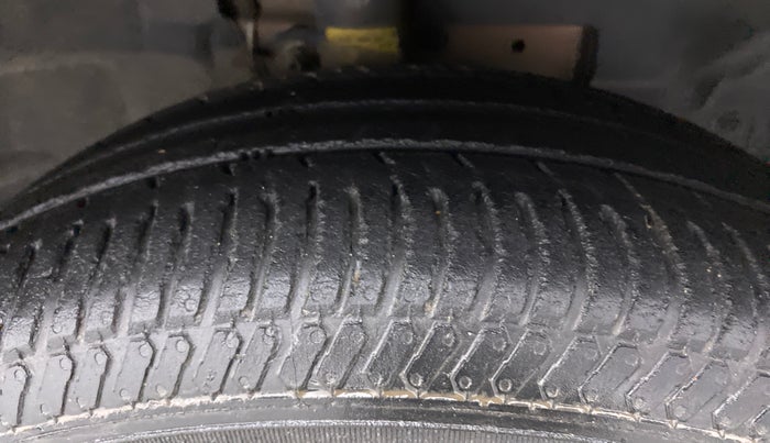 2018 Ford Ecosport 1.5TITANIUM TDCI, Diesel, Manual, 75,397 km, Right Front Tyre Tread