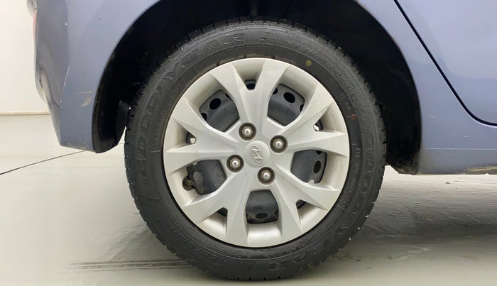 2016 Hyundai Grand i10 MAGNA 1.2 KAPPA VTVT, Petrol, Manual, 15,820 km, Right Rear Wheel