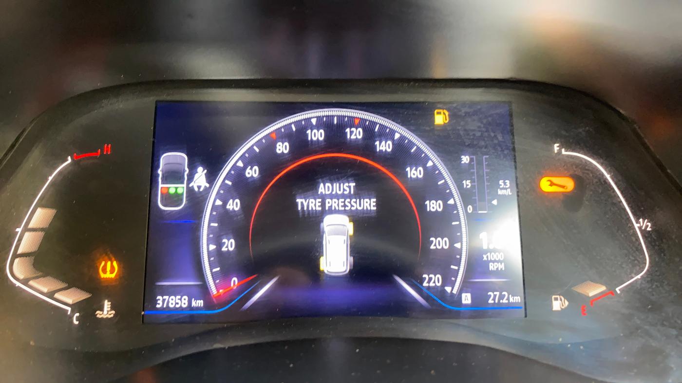 2024 Renault TRIBER RXZ, Petrol, Manual, 37,855 km, Odometer Image