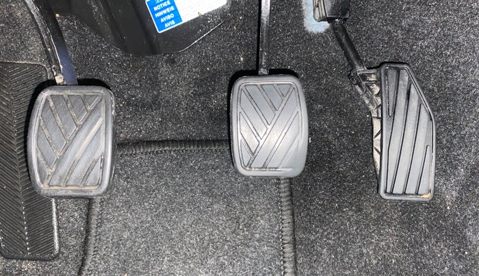 2016 Maruti Baleno DELTA PETROL 1.2, Petrol, Manual, 40,400 km, Pedals