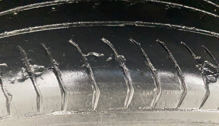 2023 Skoda KUSHAQ Active plus 1.0 TSI , Petrol, Manual, 38,584 km, Left Front Tyre Tread