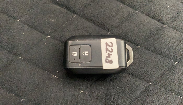 2023 Toyota Glanza G E-CNG, CNG, Manual, 30,783 km, Key Close Up