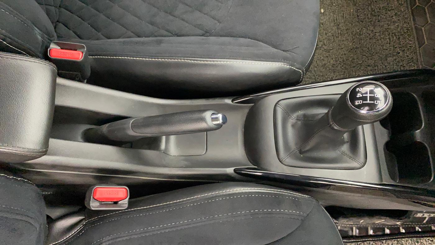 2023 Toyota Glanza G E-CNG, CNG, Manual, 30,783 km, Gear Lever