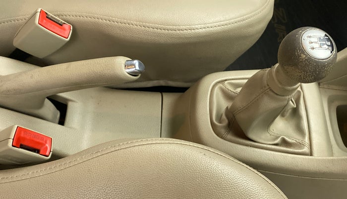 2016 Maruti Swift Dzire VDI ABS, Diesel, Manual, 73,234 km, Gear Lever