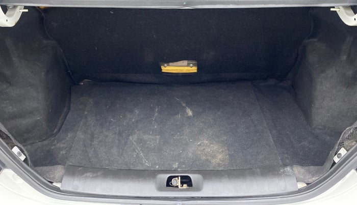 2016 Maruti Swift Dzire VDI ABS, Diesel, Manual, 73,234 km, Boot Inside