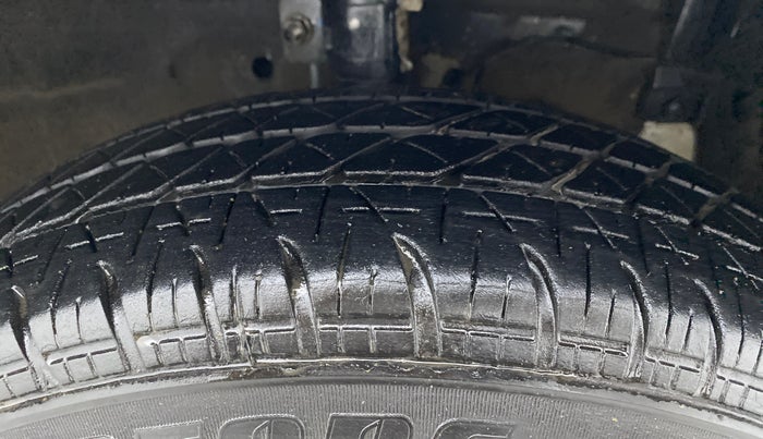 2016 Maruti Swift Dzire VDI ABS, Diesel, Manual, 73,234 km, Right Front Tyre Tread