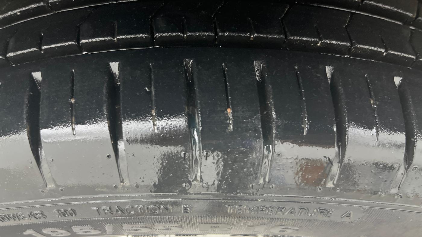 2023 Maruti Baleno ZETA PETROL 1.2, Petrol, Manual, 12,314 km, Right Front Tyre Tread