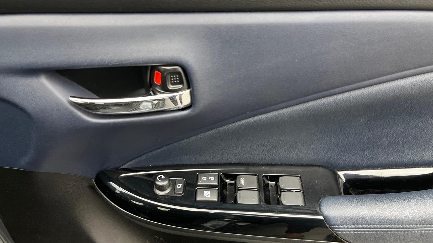 2023 Maruti Baleno ZETA PETROL 1.2, Petrol, Manual, 12,314 km, Driver Side Door Panels Control
