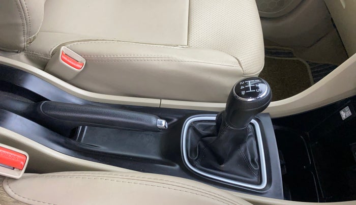 2020 Maruti Ciaz DELTA 1.5 SHVS MT PETROL, Petrol, Manual, 8,014 km, Gear Lever