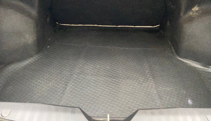 2020 Maruti Ciaz DELTA 1.5 SHVS MT PETROL, Petrol, Manual, 8,014 km, Boot Inside